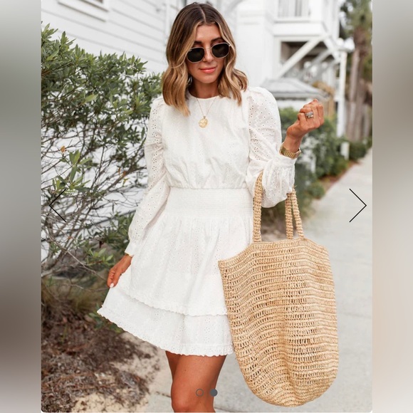 Splendid Raffia Tote - Picture 2 of 2